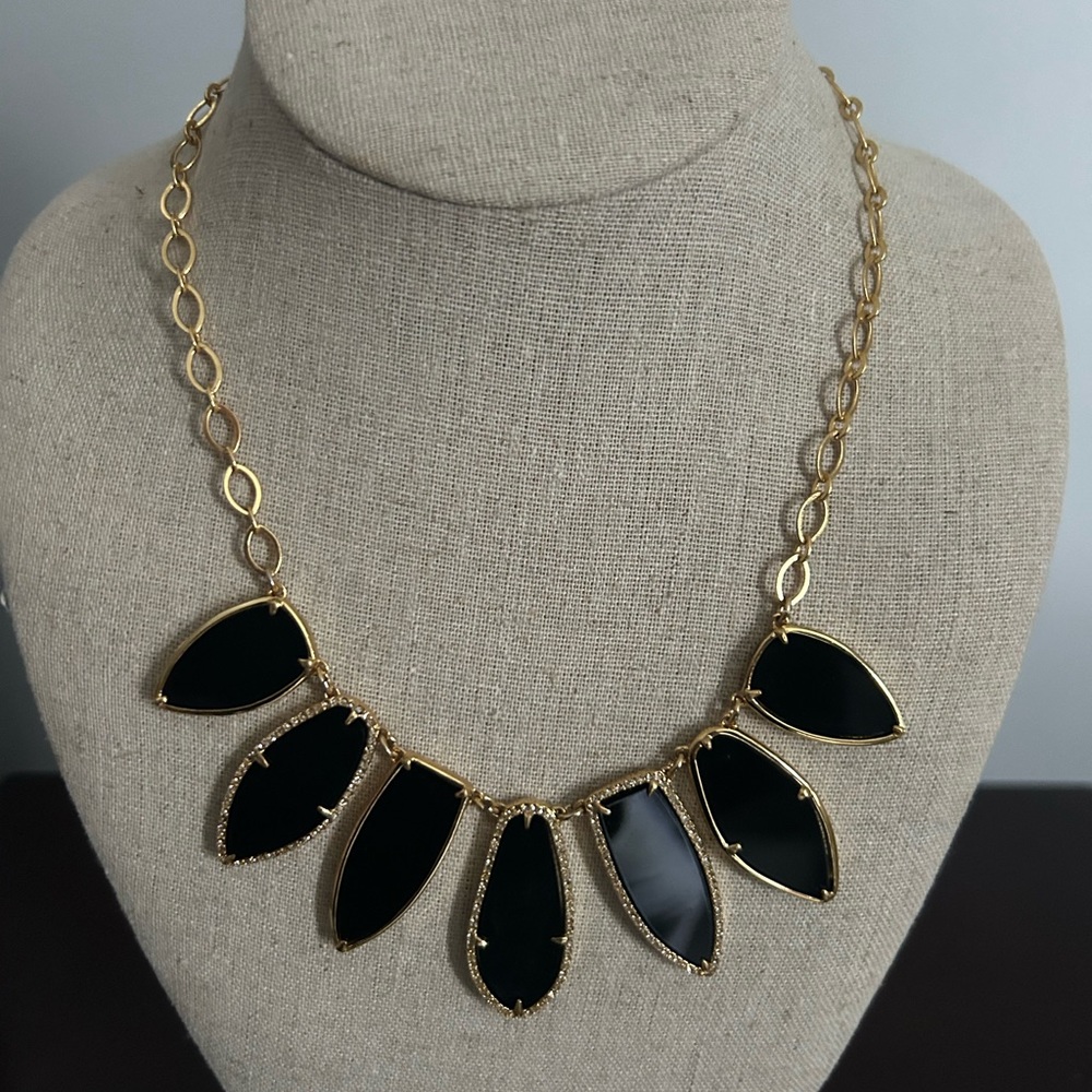 Elegant Gold and Black Necklace